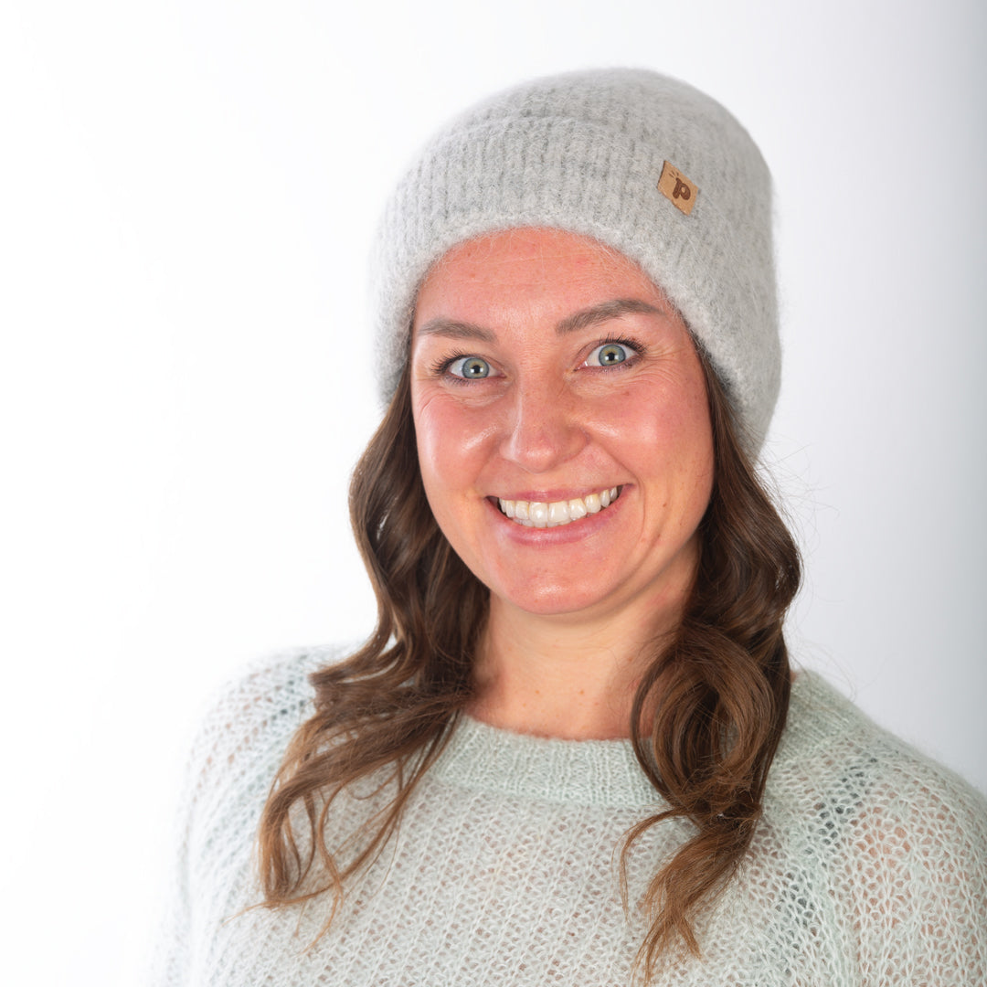 Laden Sie das Bild in den Galerie-Viewer, pakopako Alpakamütze